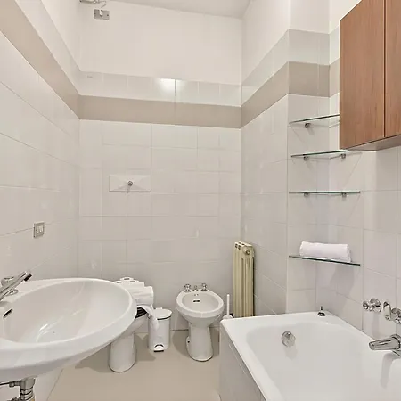 Appartement Riflessi Di Luce: Maggiore View Balcony - Happy *