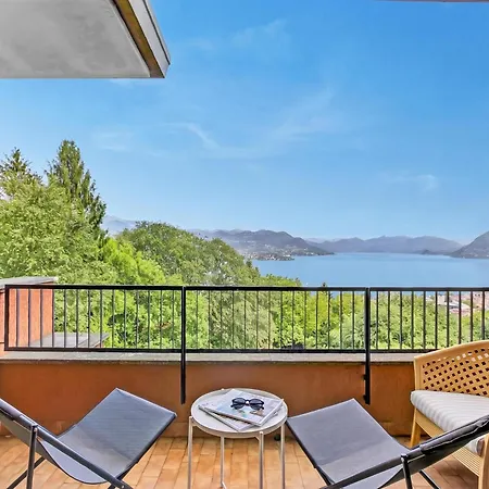 Appartement Riflessi Di Luce: Maggiore View Balcony - Happy *