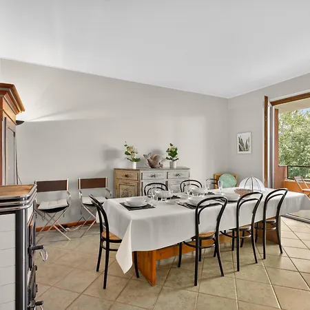 Riflessi Di Luce: Maggiore View Balcony - Happy Appartement