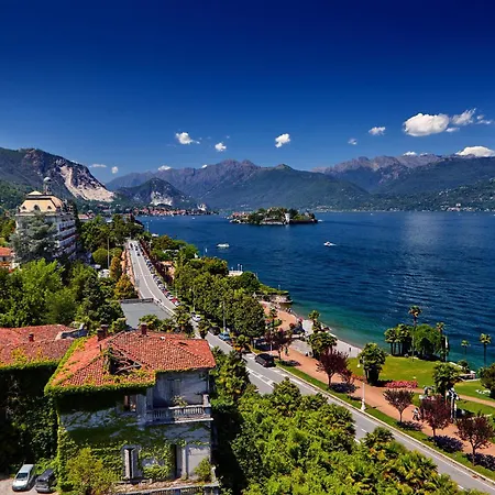 Riflessi Di Luce: Maggiore View Balcony - Happy Daire Stresa